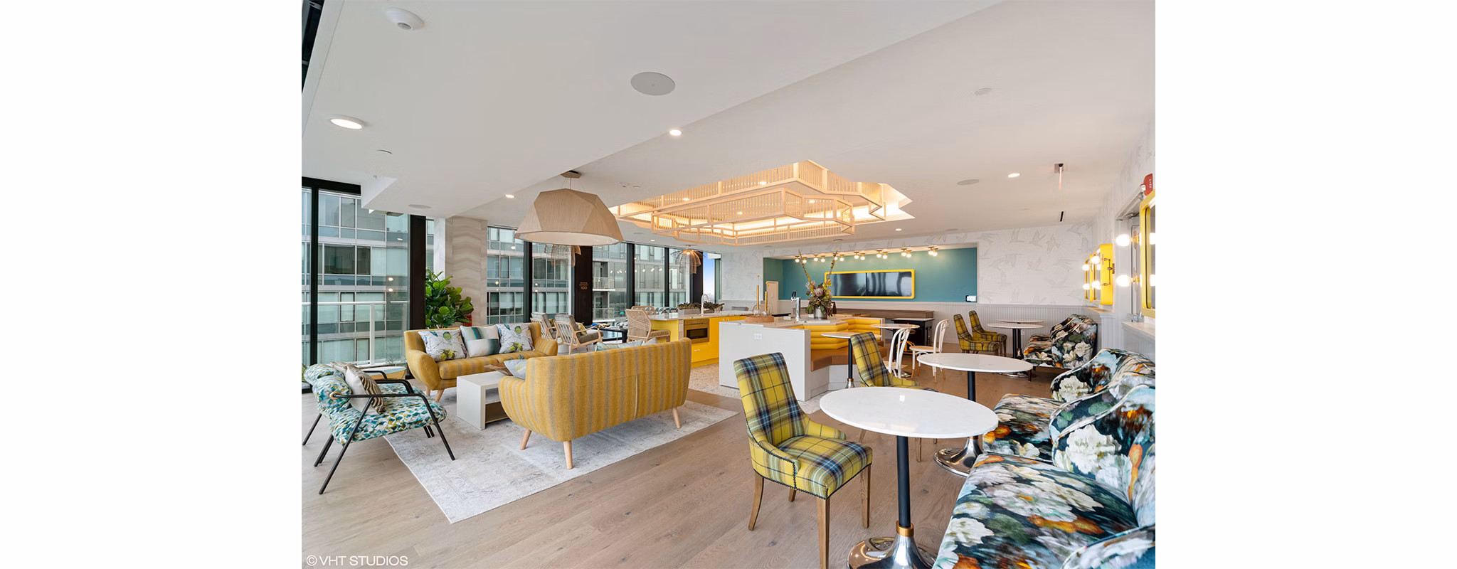 Clubhouse/Lobby at Albion Oak Park Apartments