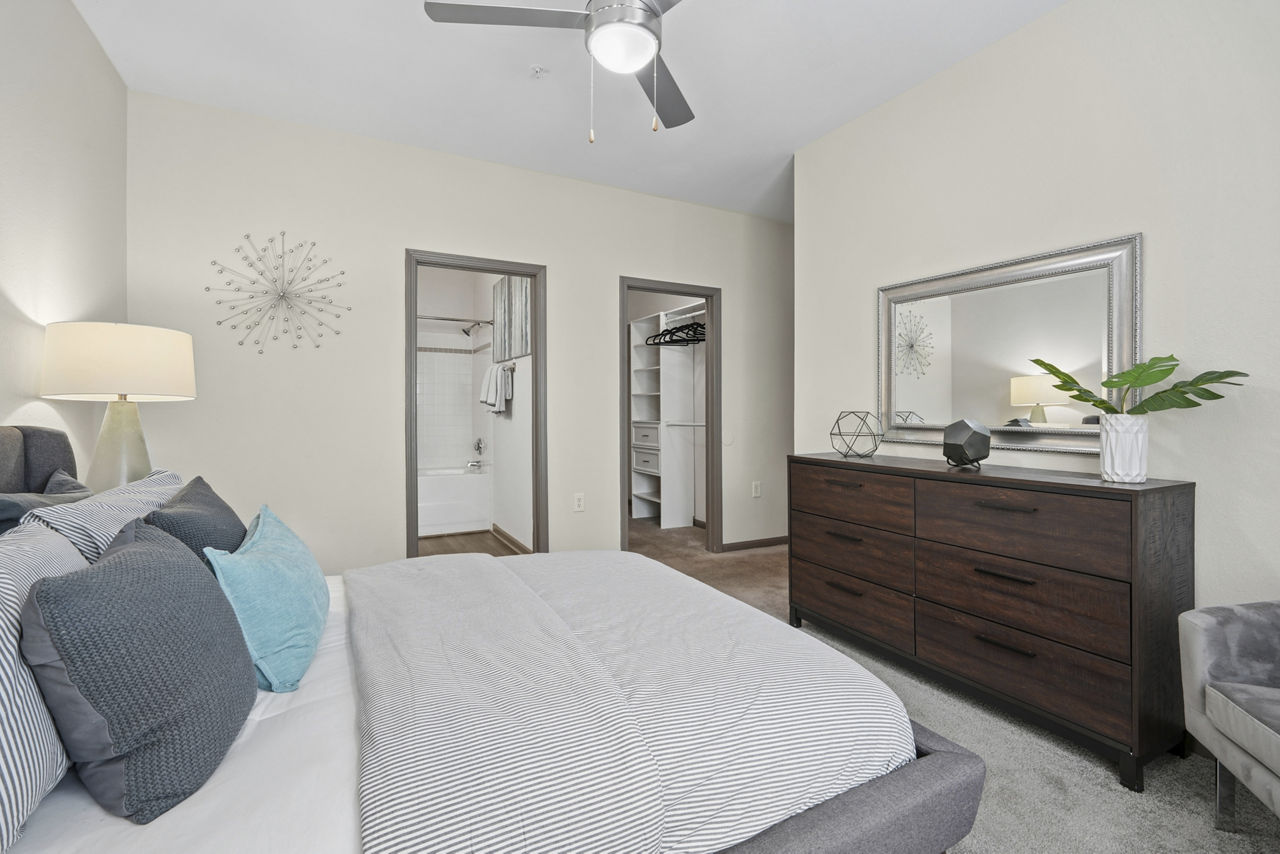 Presley Oaks Apartments 24 of 27