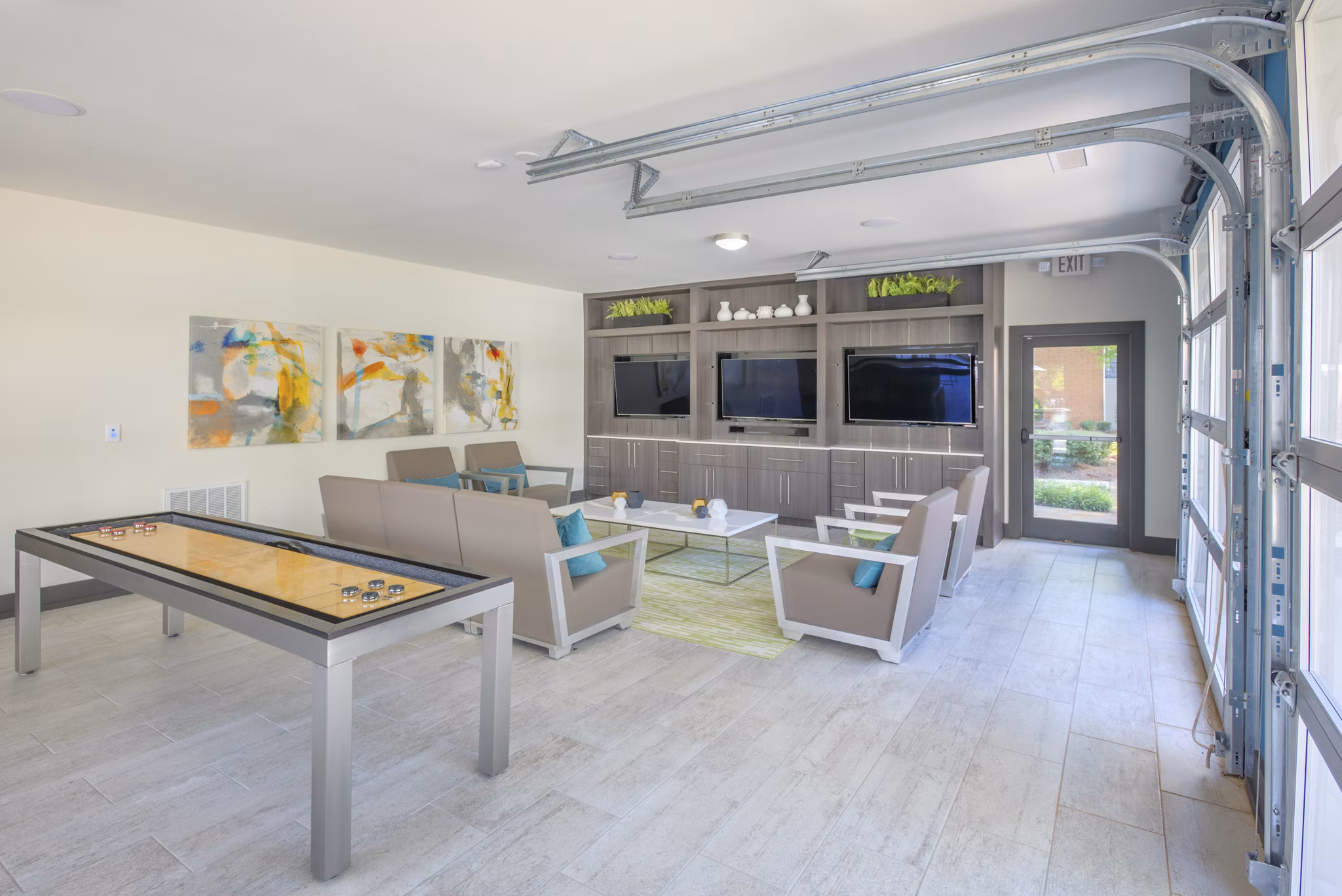 clubhouse at Presley Oaks Apartments