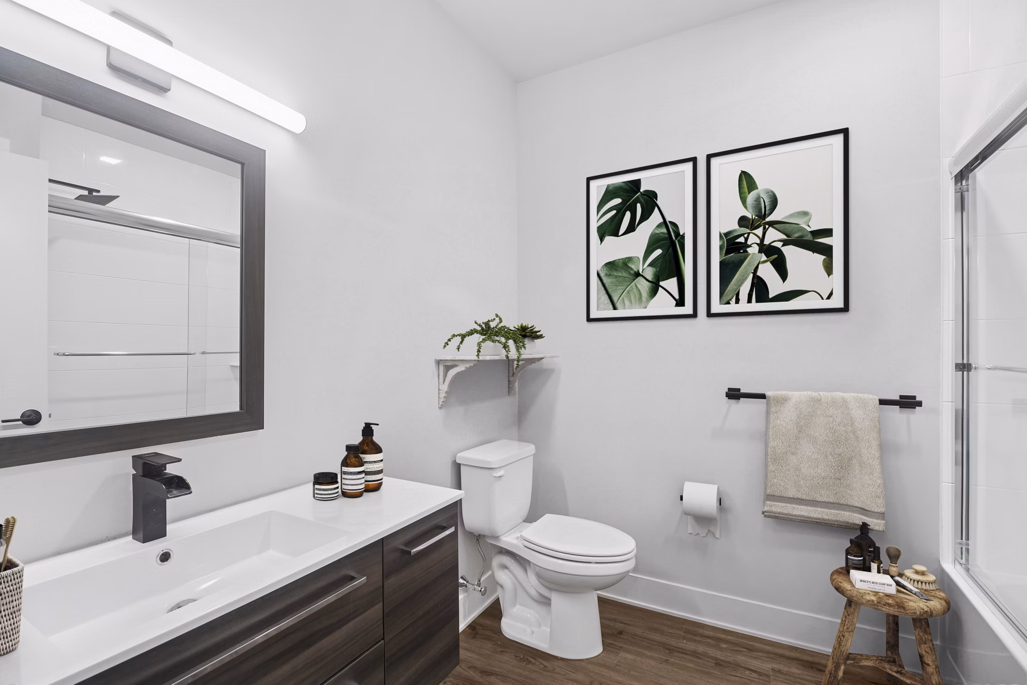 bathroom at Wyncrest Apartments 