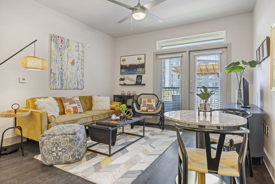 living room at Brio at Lookout Apartments