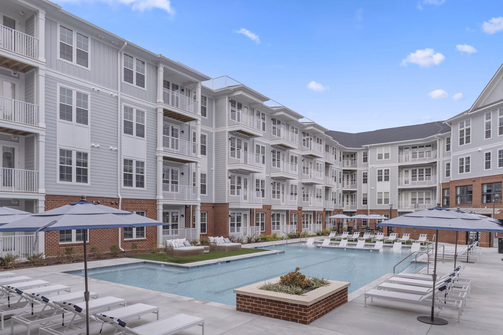 pool at Lake Forest at Swift Creek Apartments