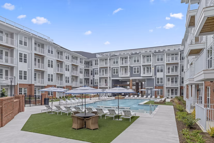 pool at Lake Forest at Swift Creek Apartments