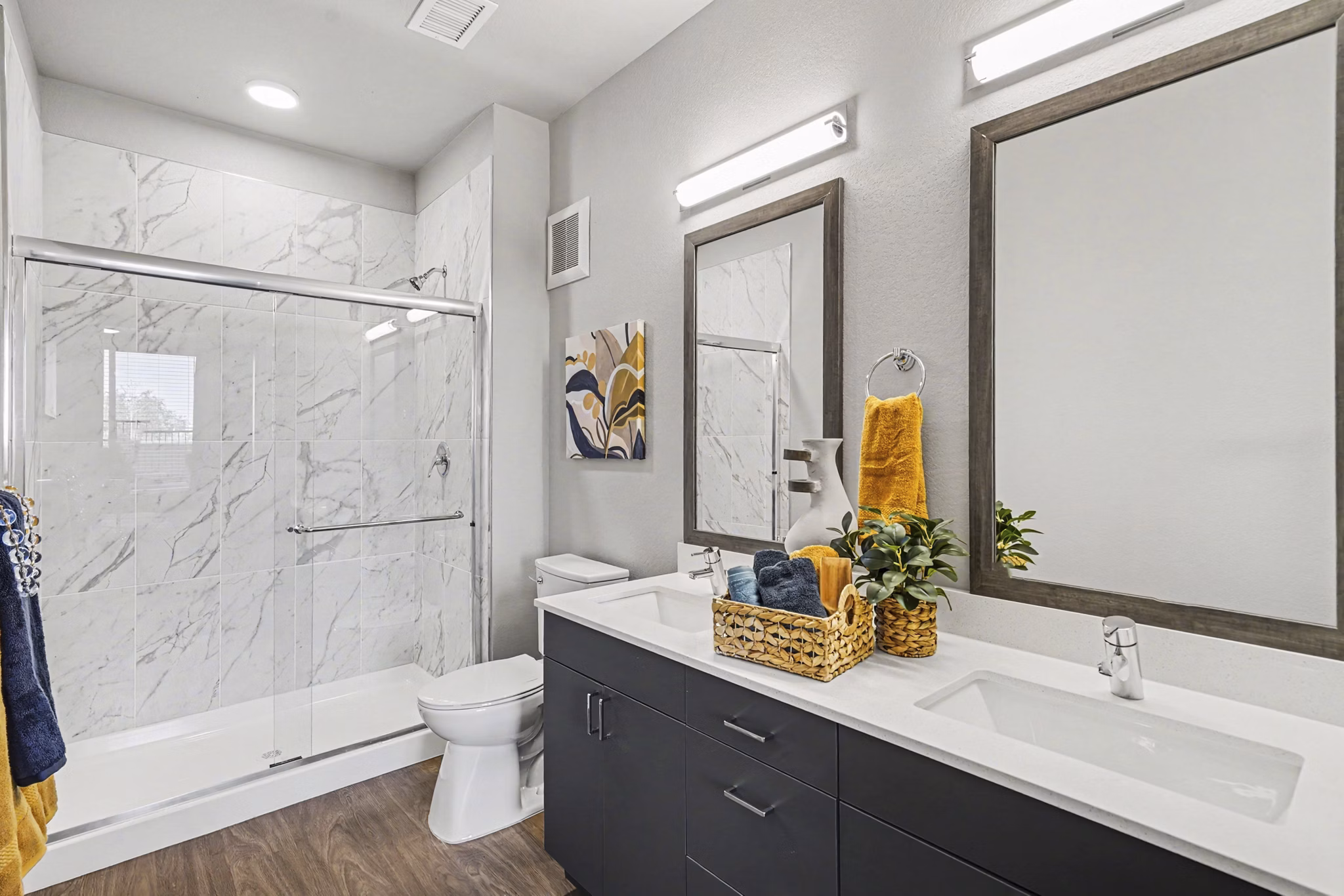 bathroom at Outlook Horizons Apartments 