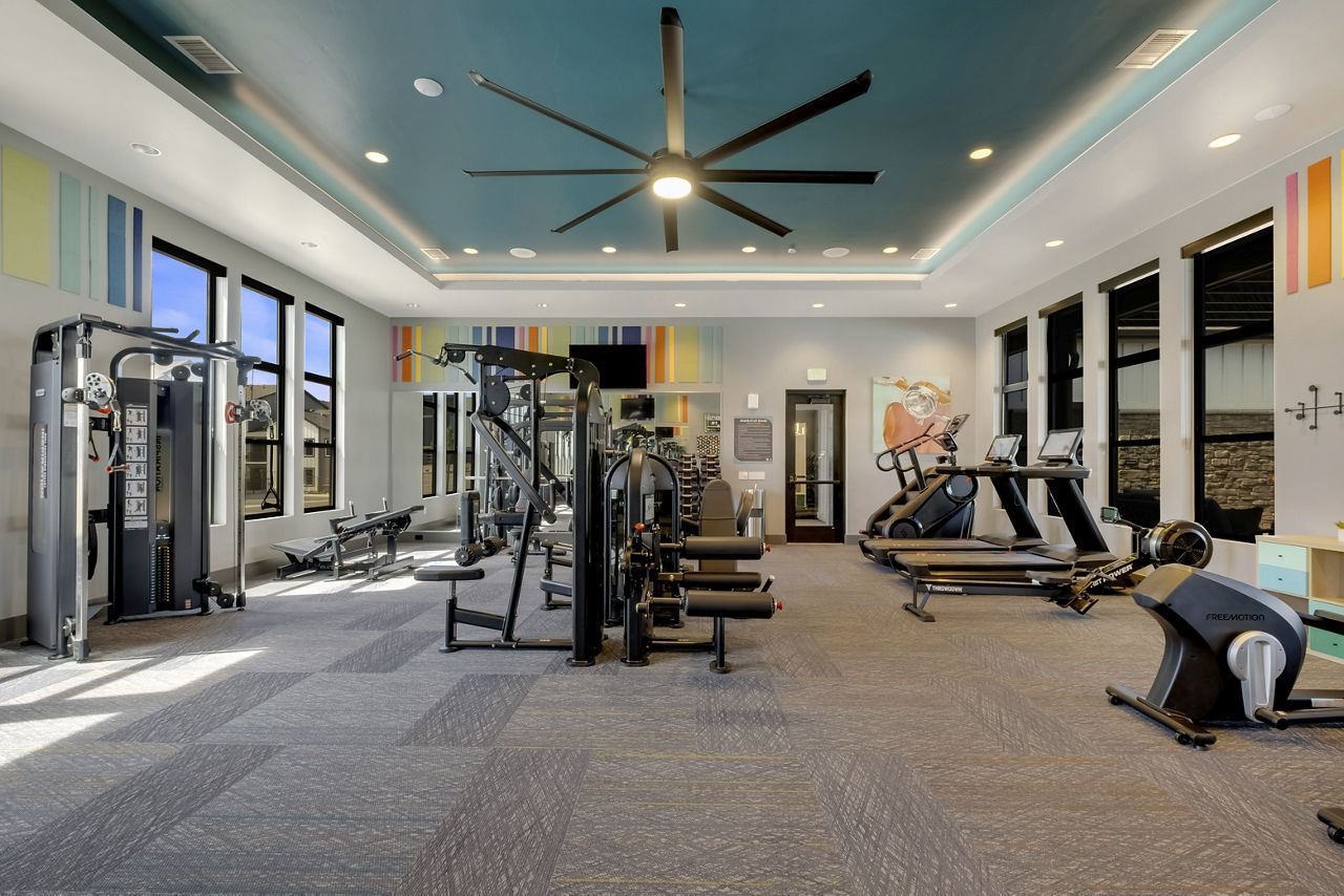 Gym at Outlook Horizons (2 of 4)