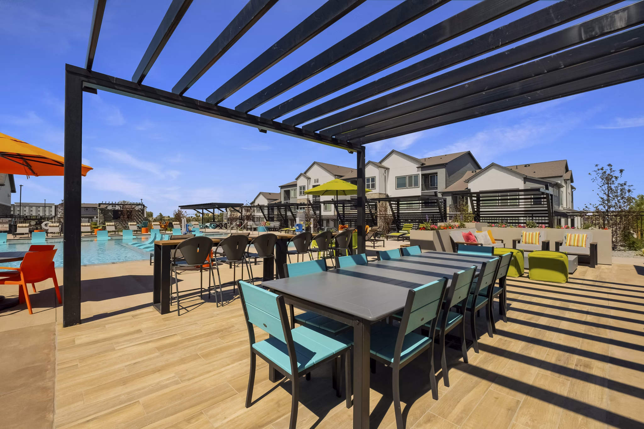 grill area at Outlook Horizons Apartments 