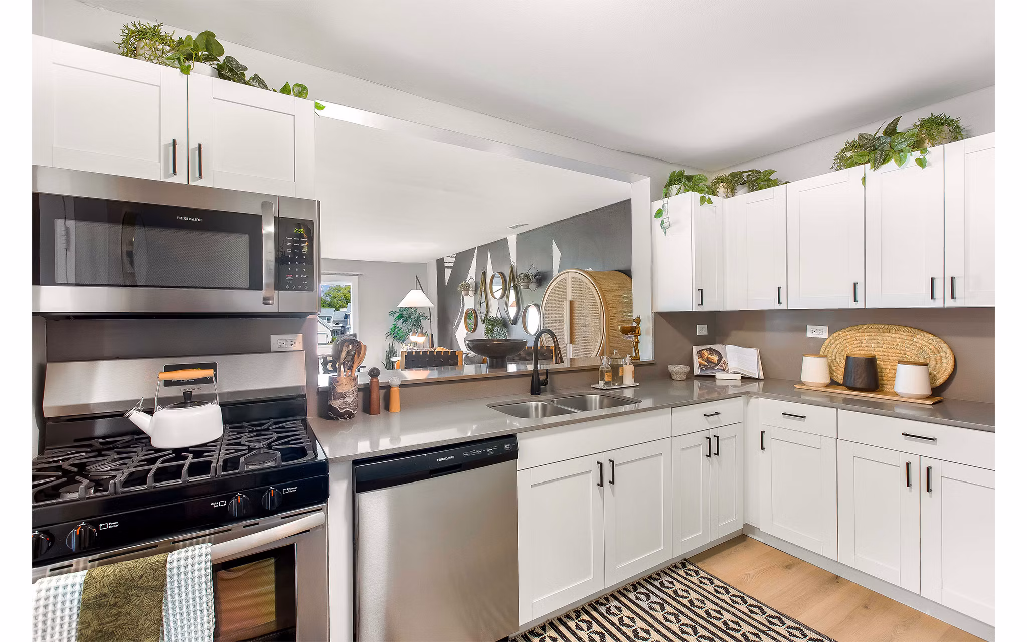 Kitchen at Albion On Northwest Apartments