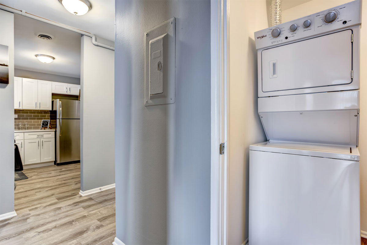 Laundry room at Albion On Northwest