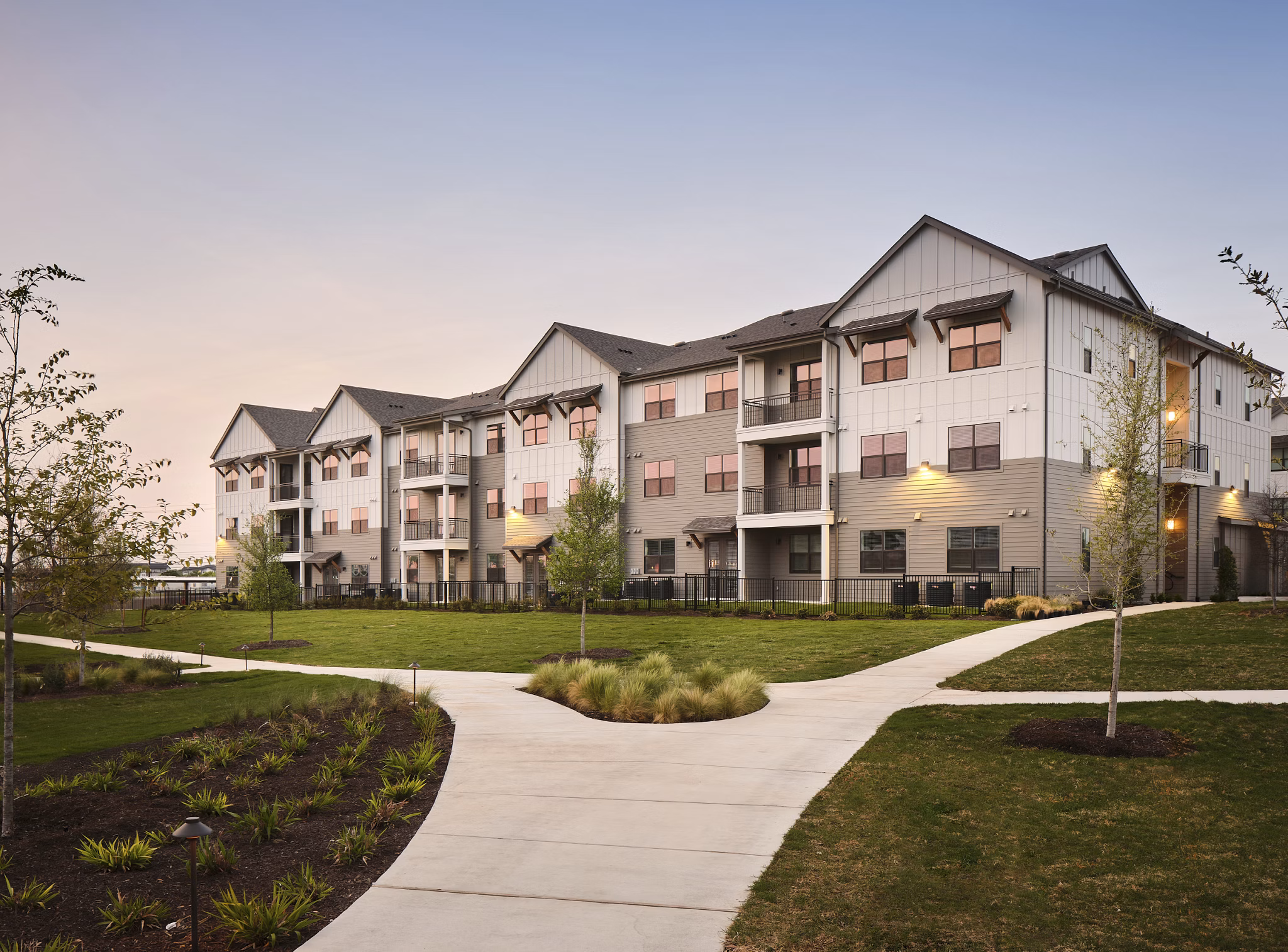 exterior at Citizen House Decker Apartments 