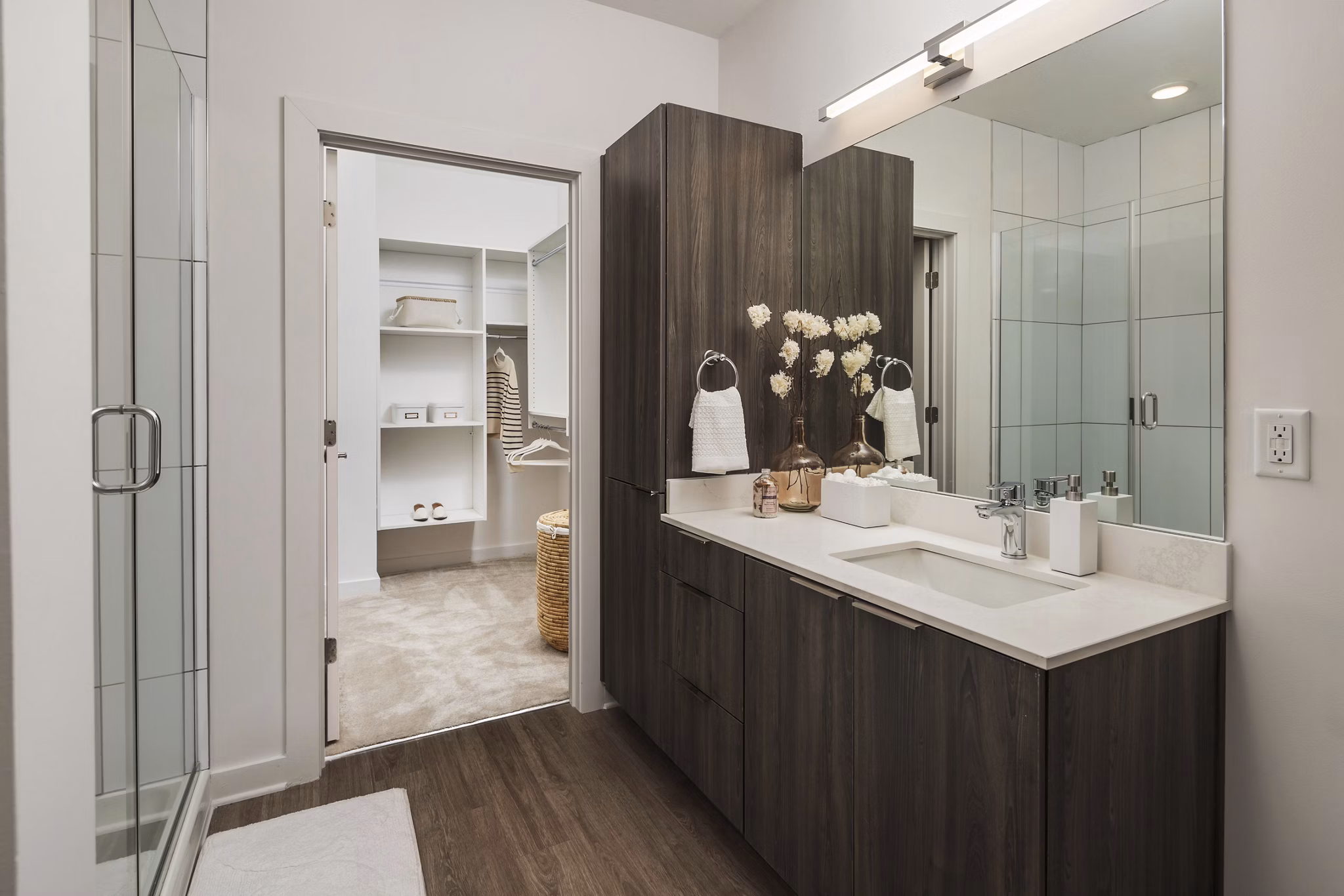 bathroom at Solis Dresden Village Apartments