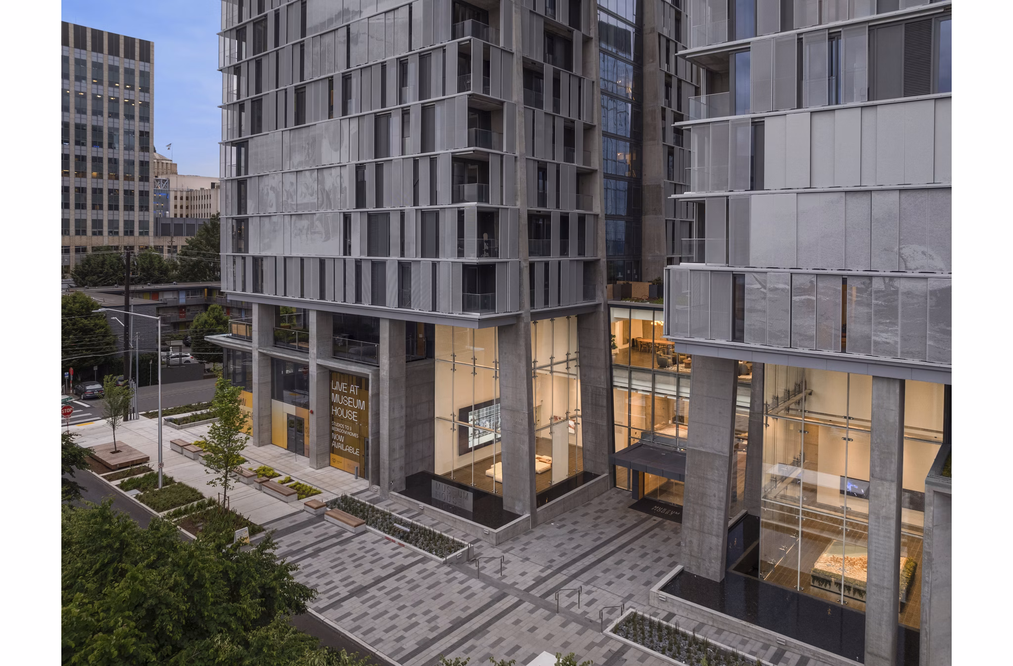 exterior at Museum House Apartments