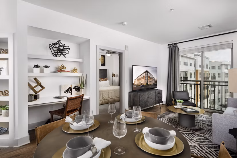 dining room at Tuscan Village Apartments 