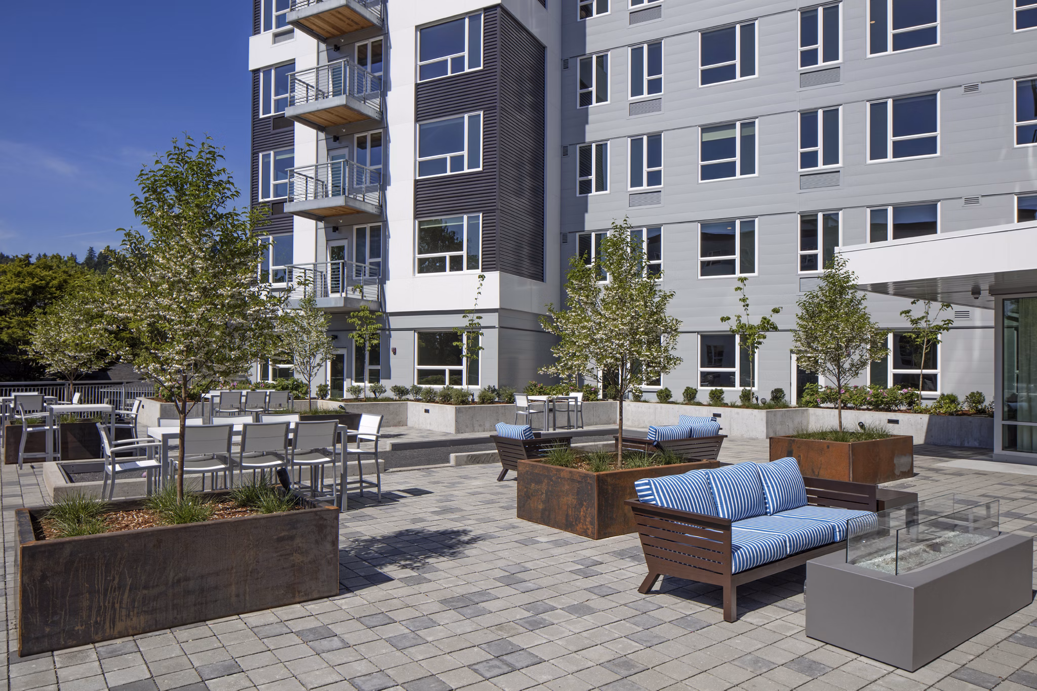 courtyard at Sanctuary Apartments