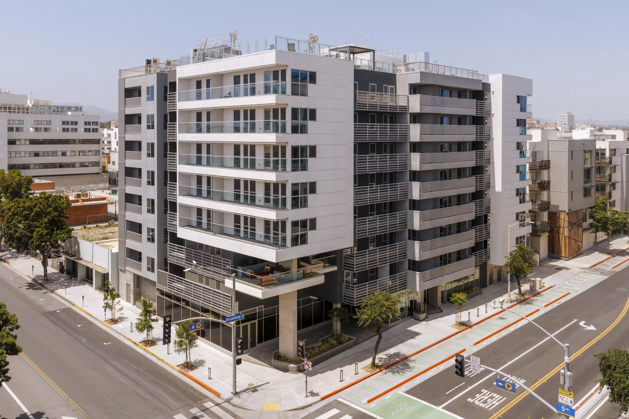 Property images of Santa Monica Collection - 501 Broadway