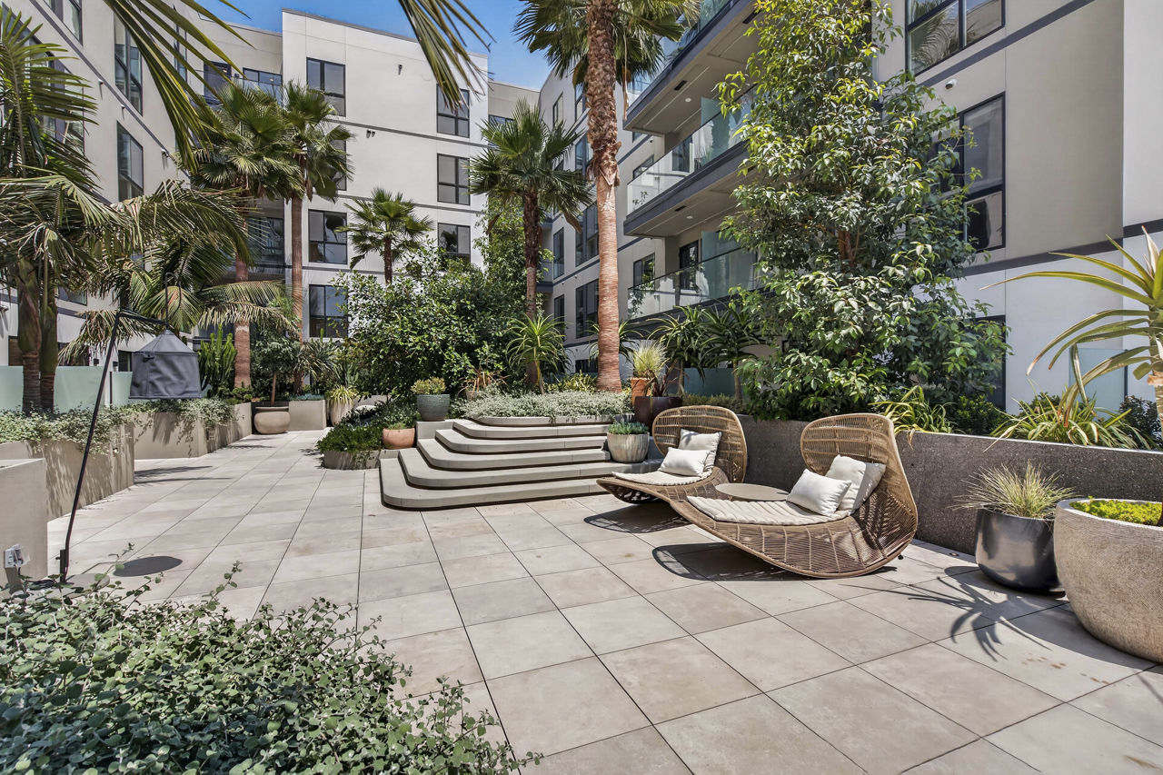 5420 Sunset Los Angeles Ca 20 of 30