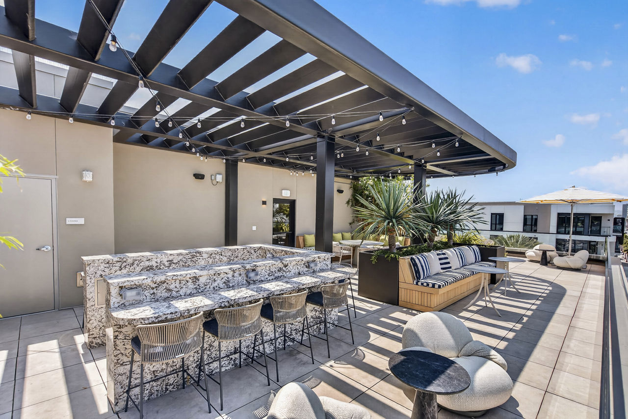 Roof deck at 5420 Sunset (2 of 3)