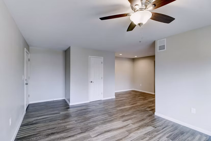 living room at Ridgeview Place Apartments 