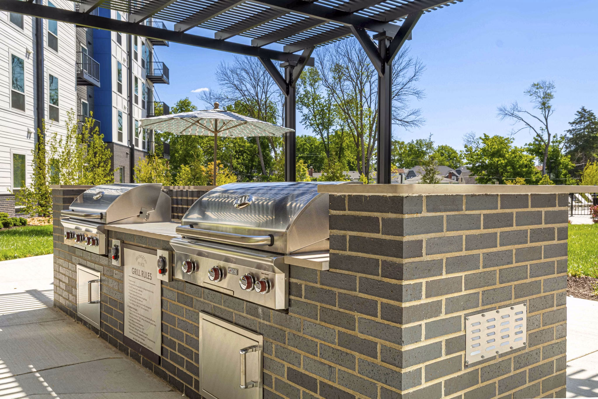 grill area at Irvington Place Apartments