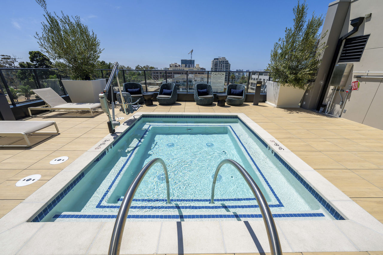 Park Summit Apartments San Diego Ca 3 of 12