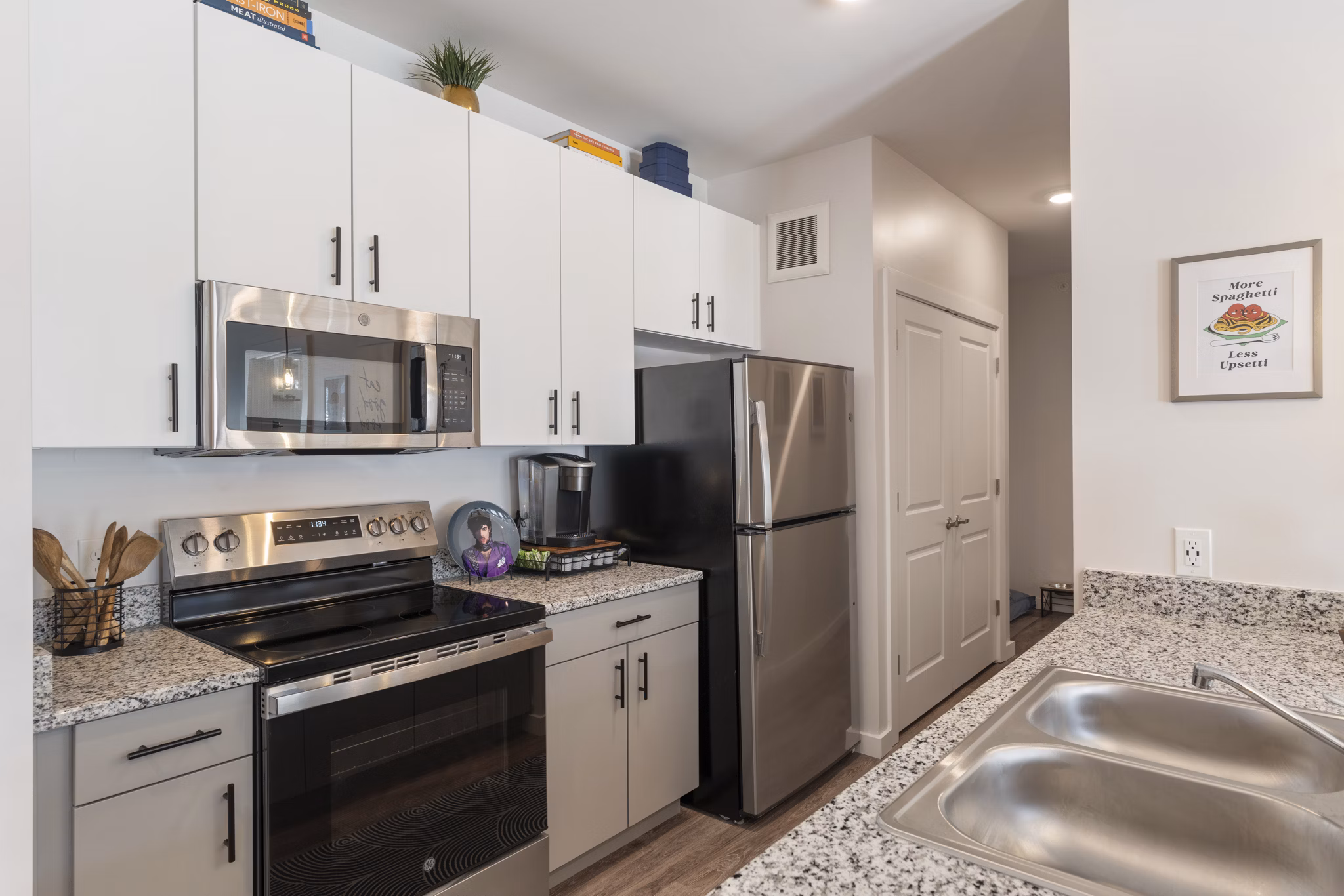 kitchen at Vanguard Apartments