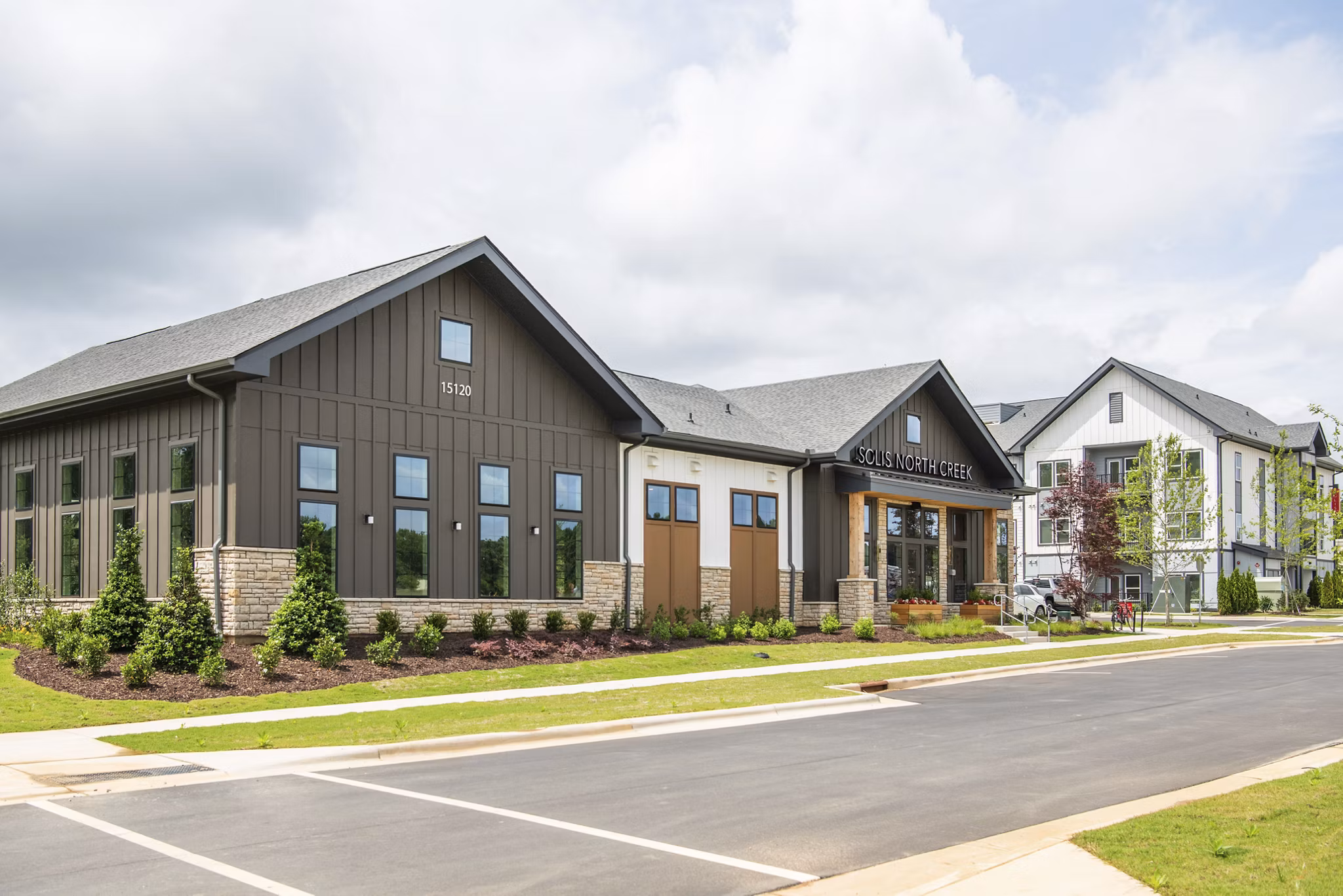 Property images of Solis North Creek Apartments