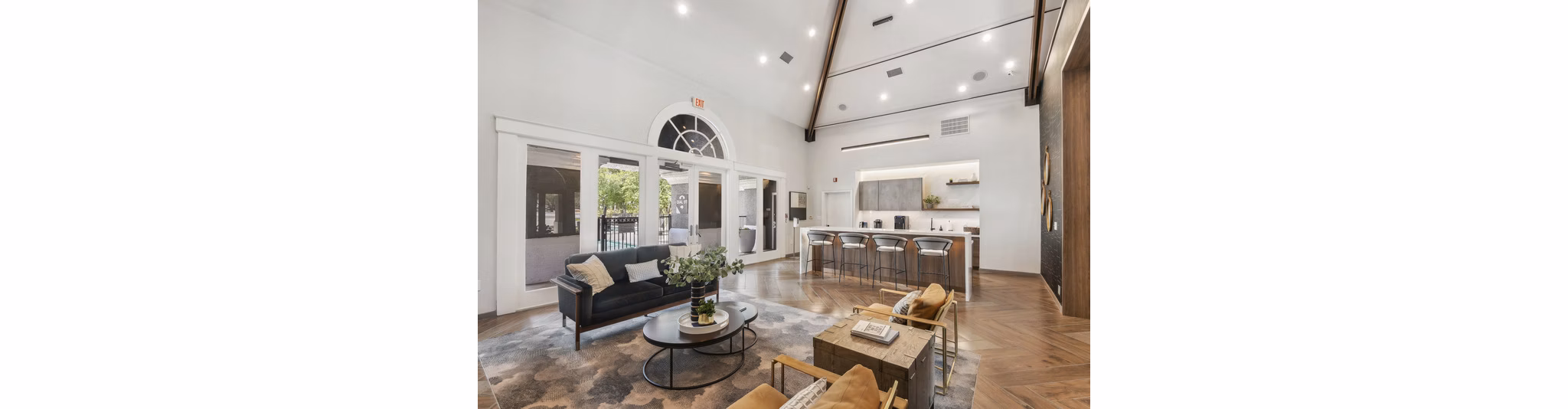 clubhouse at Onyx 183 Apartments