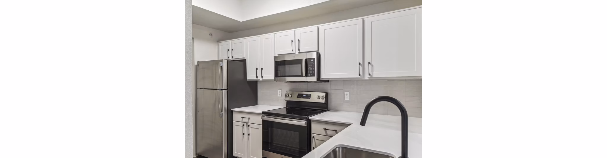 kitchen at Onyx 183 Apartments
