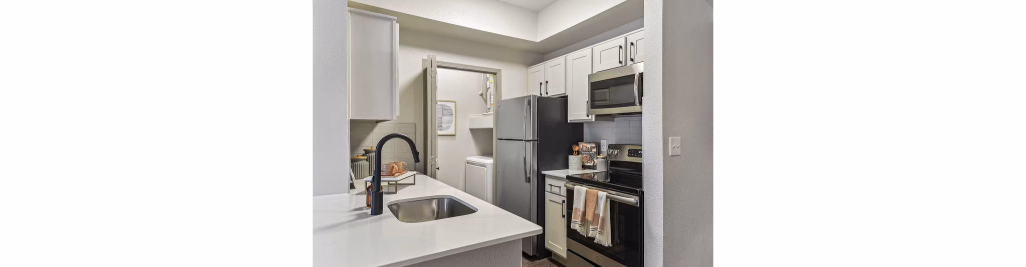 kitchen at Onyx 183 Apartments