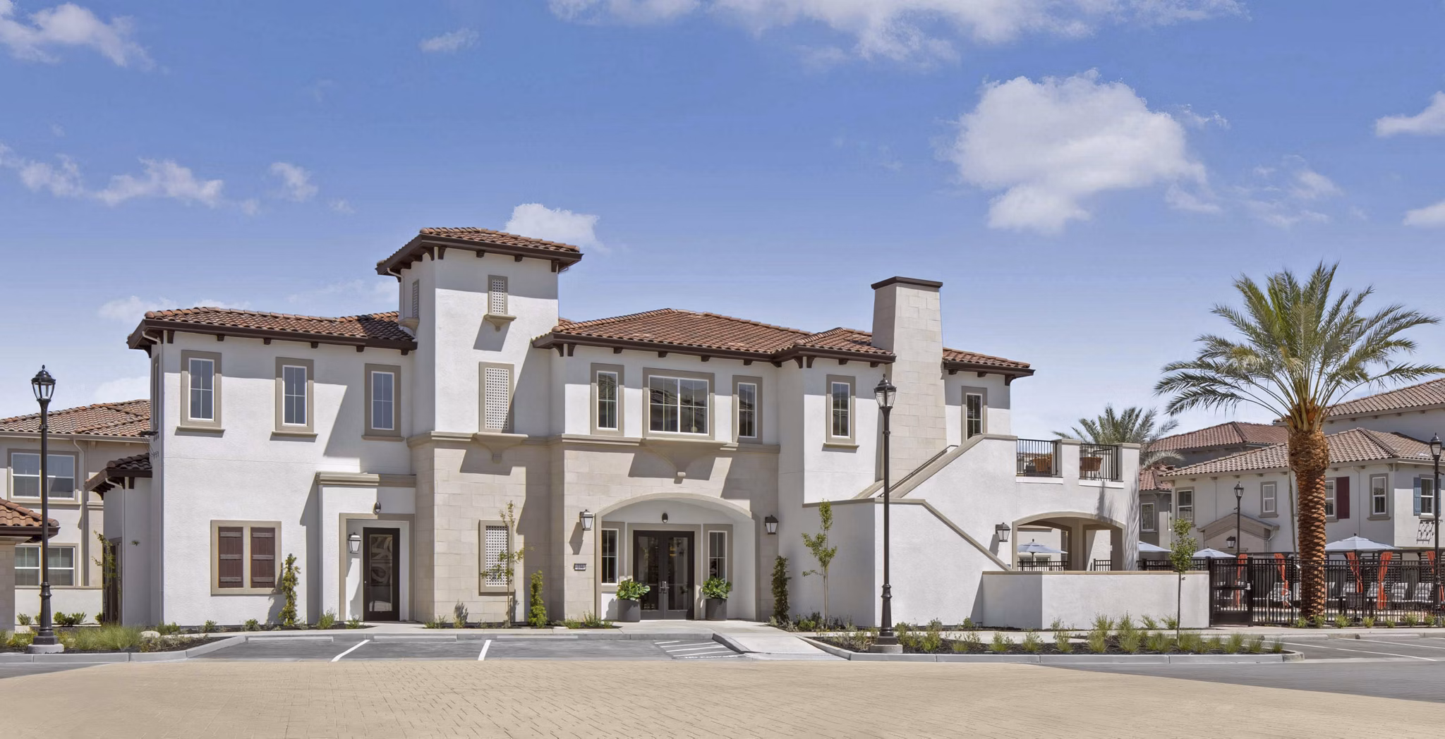 building at Vida at Mountain House Apartments