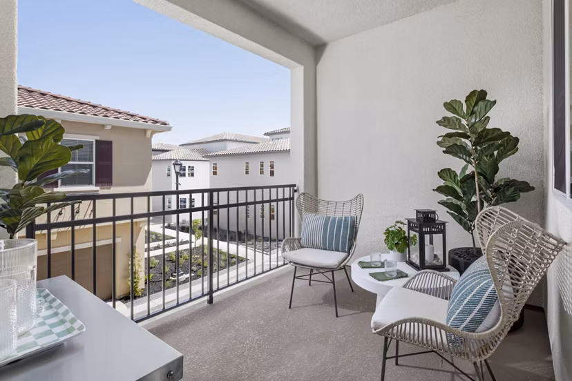 patio at Vida at Mountain House Apartments
