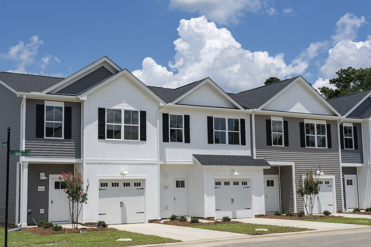 Beckington Townhomes Leland Nc 2 of 12