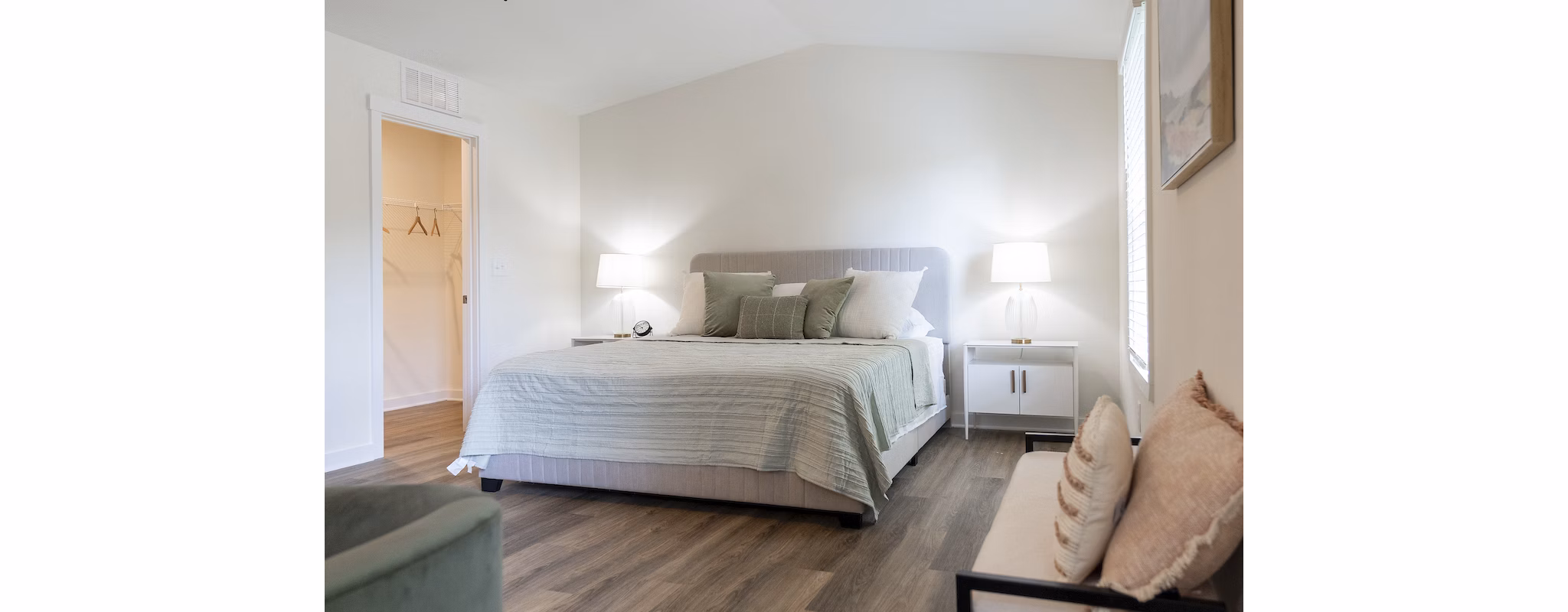 bedroom at Beckington Apartments