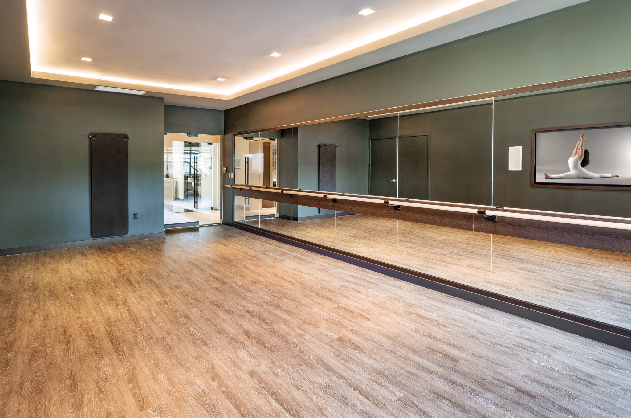 fitness center at The Hartley Apartments