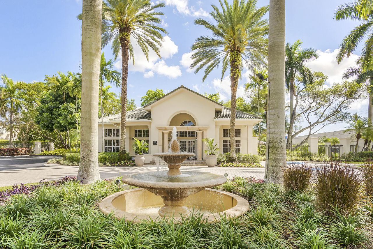 Avana New River Davie Fl 3 of 12