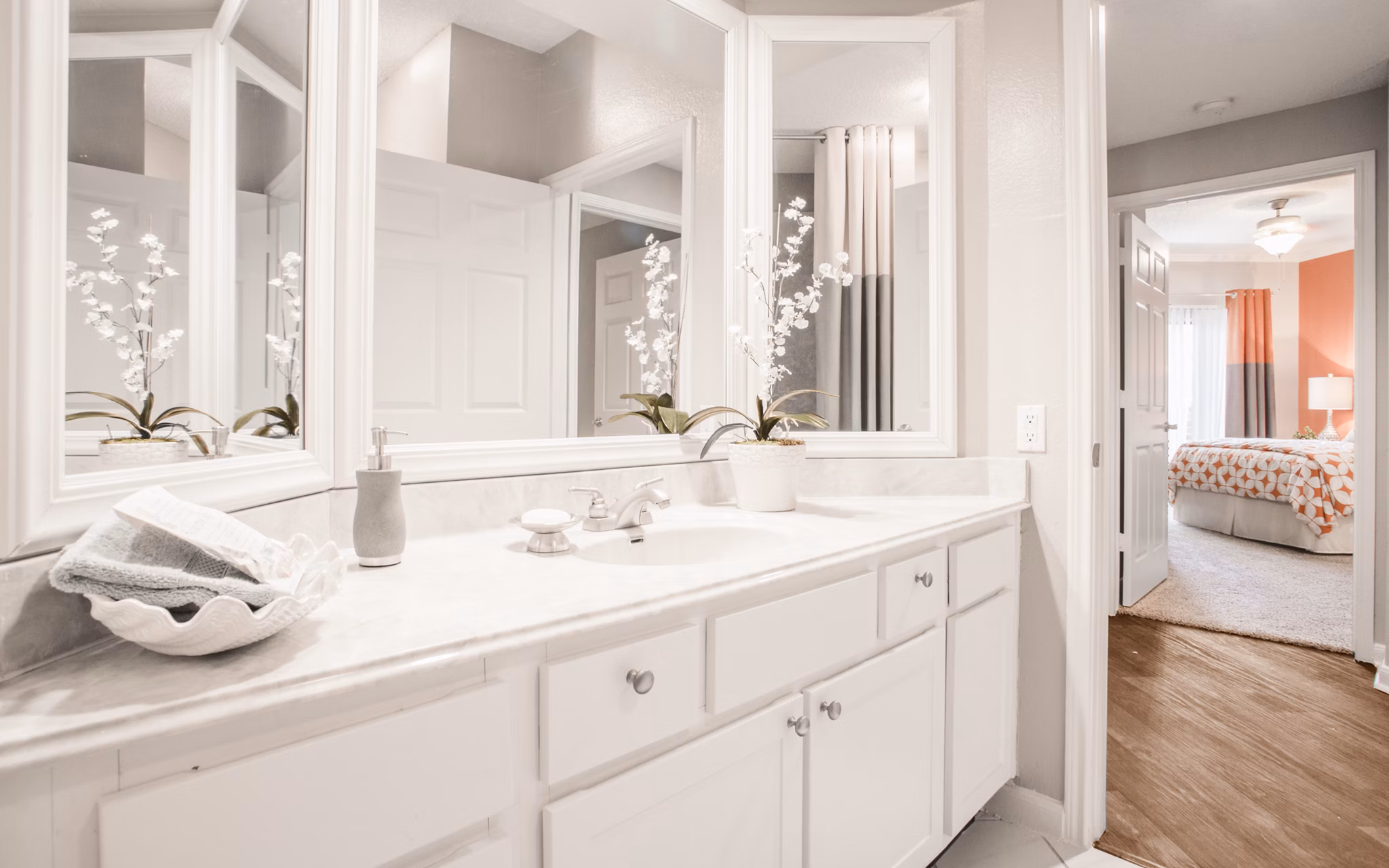 bathroom at Elle At The Medical Center Apartments