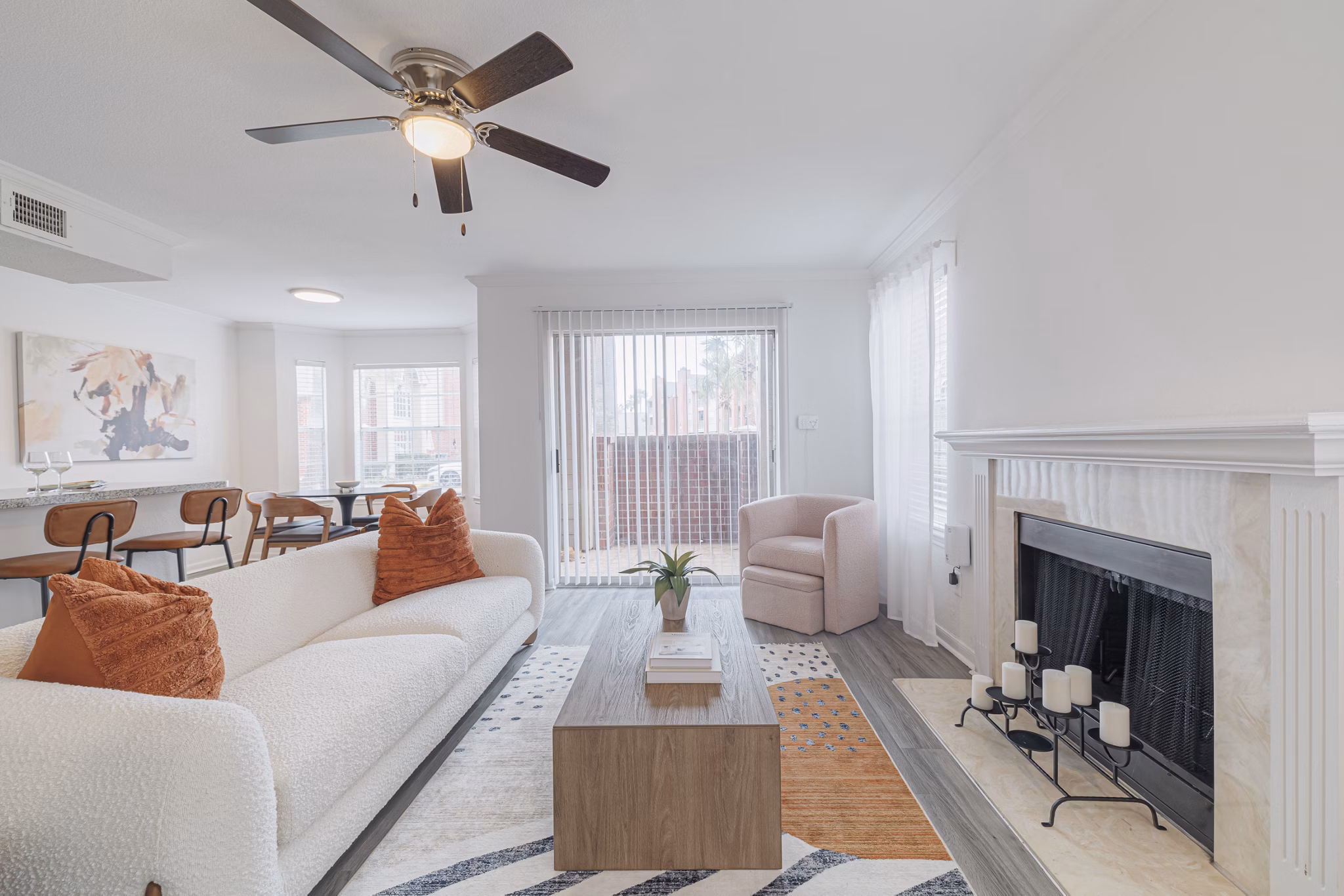 living room at Vie At The Medical Center Apartments