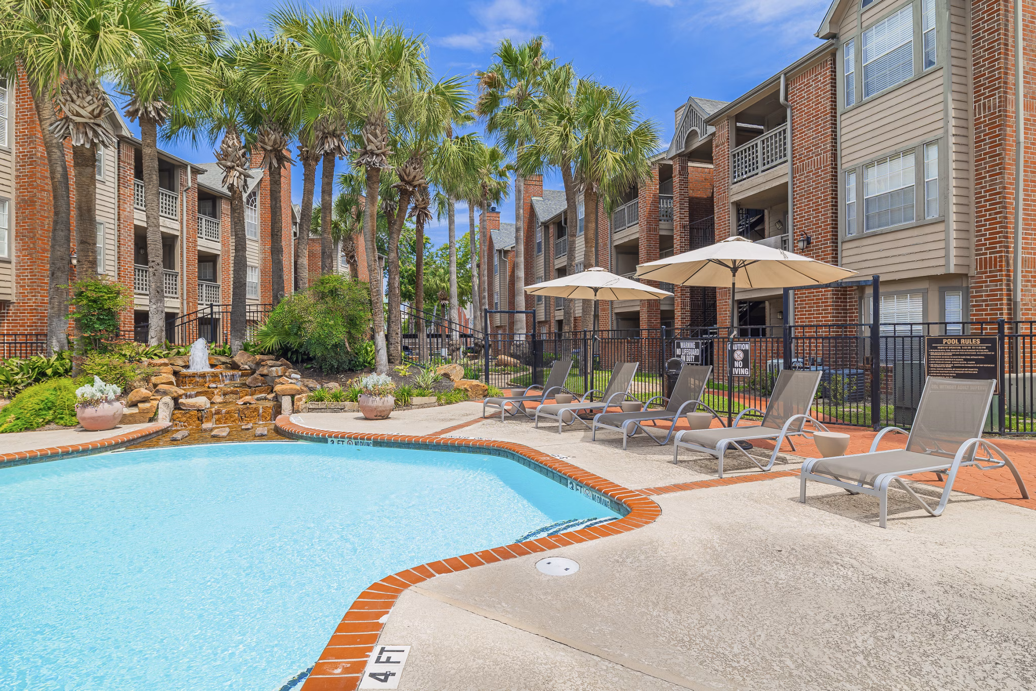 pool at Vie At The Medical Center Apartments