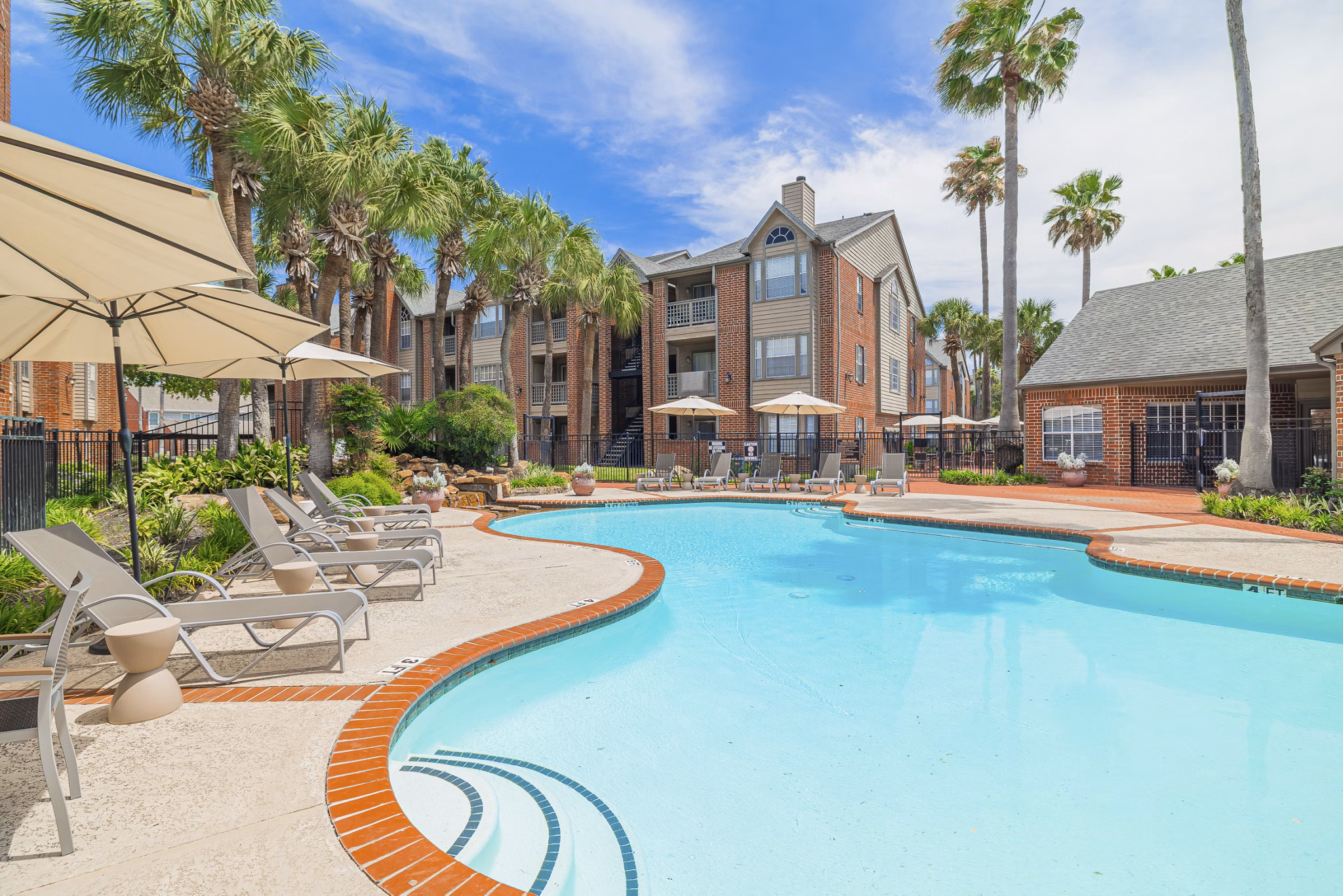 pool at Vie At The Medical Center Apartments