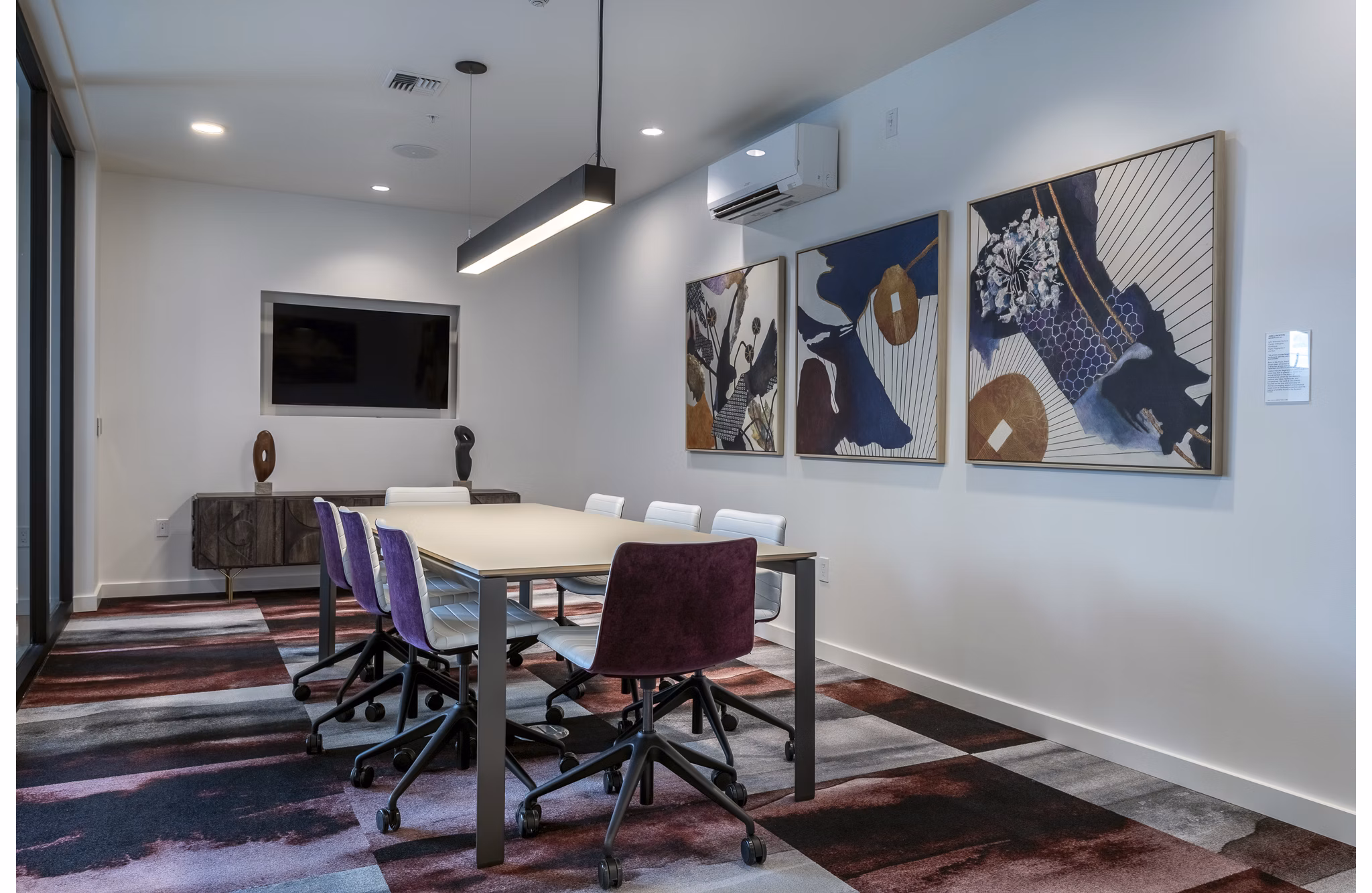 clubhouse at The Views at Angle Lake Apartments 