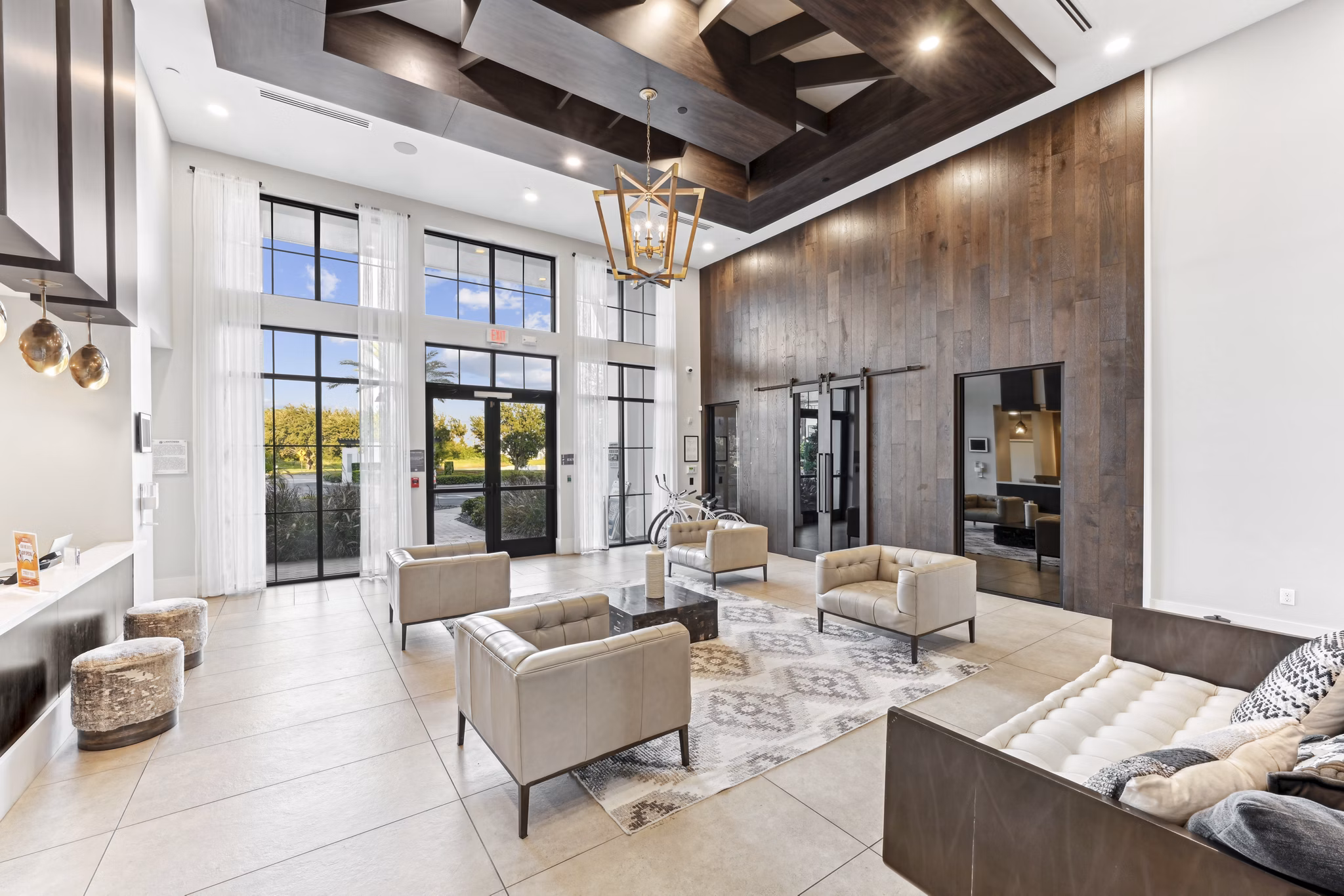 clubhouse at Lantower Grande Flats Apartments