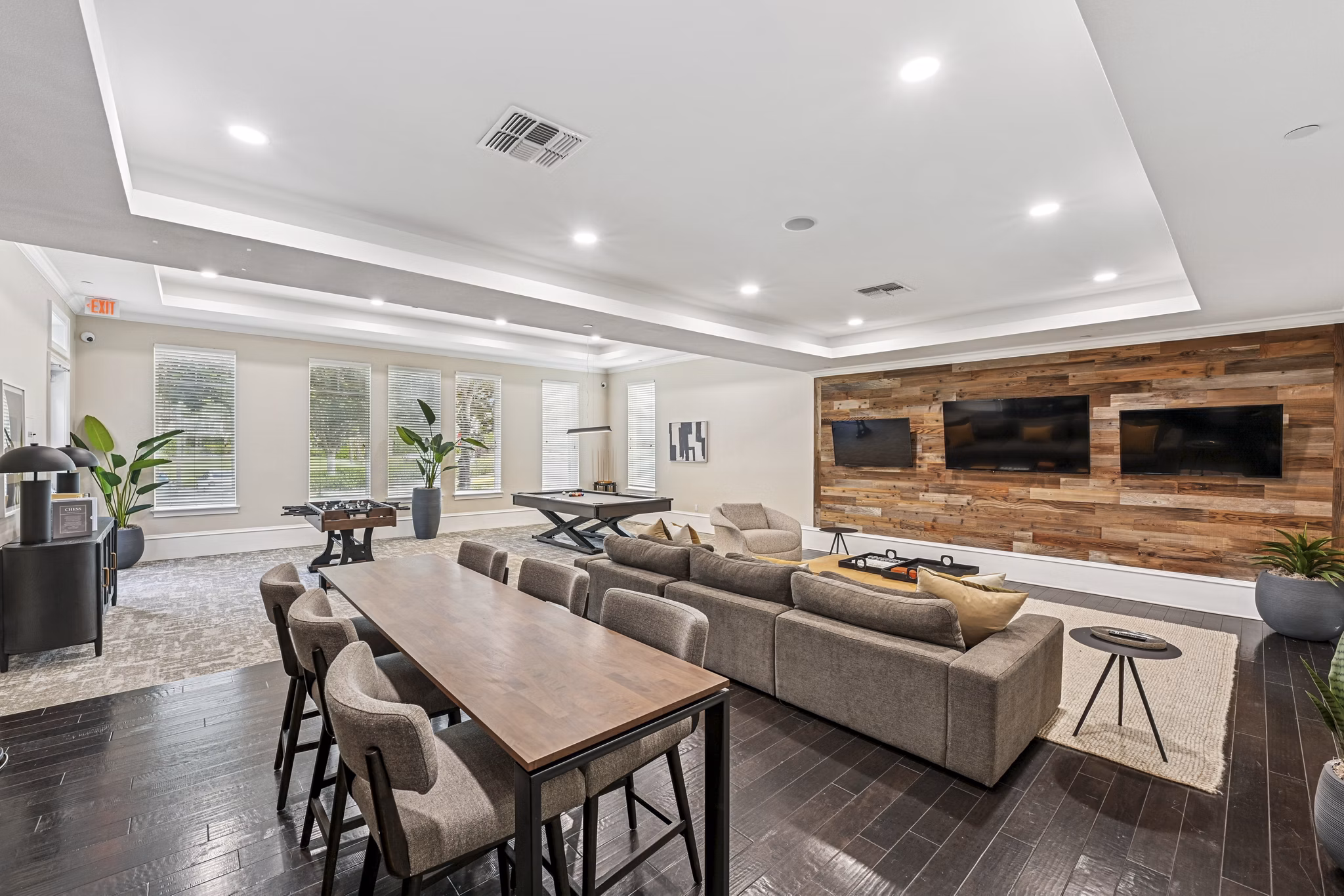 clubhouse at Lantower Grande Pines Apartments