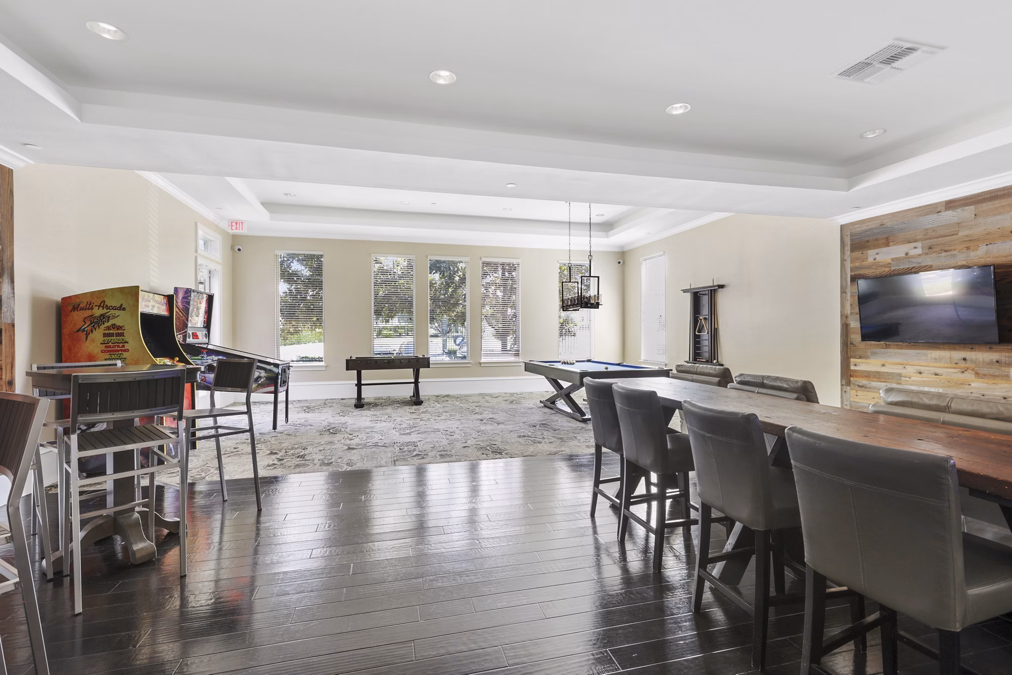 clubhouse at Lantower Grande Pines Apartments