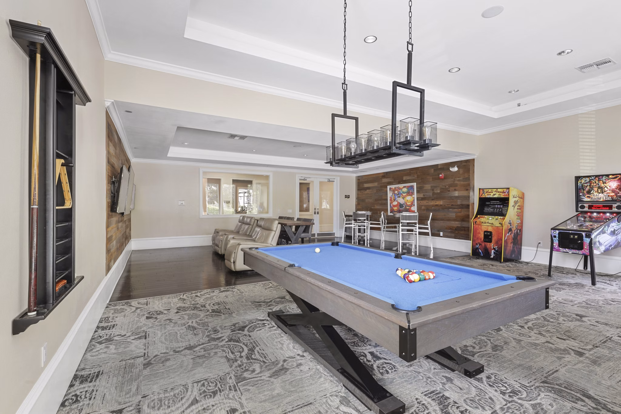 clubhouse at Lantower Grande Pines Apartments