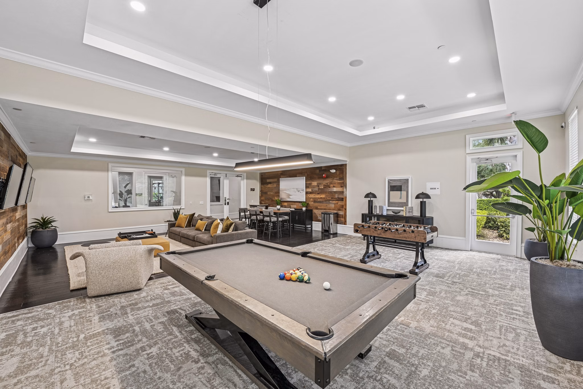 clubhouse at Lantower Grande Pines Apartments