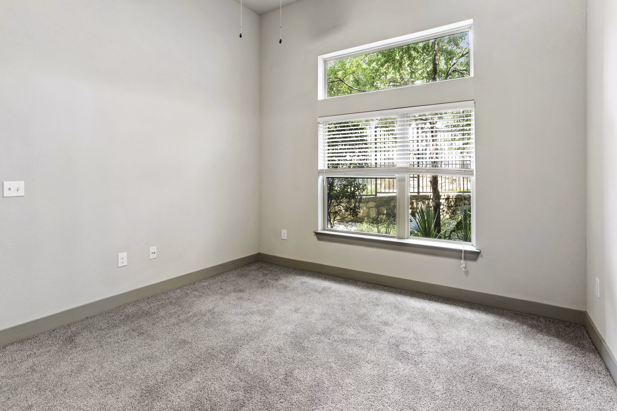 bedroom at Lantower Legacy Lakes Apartments