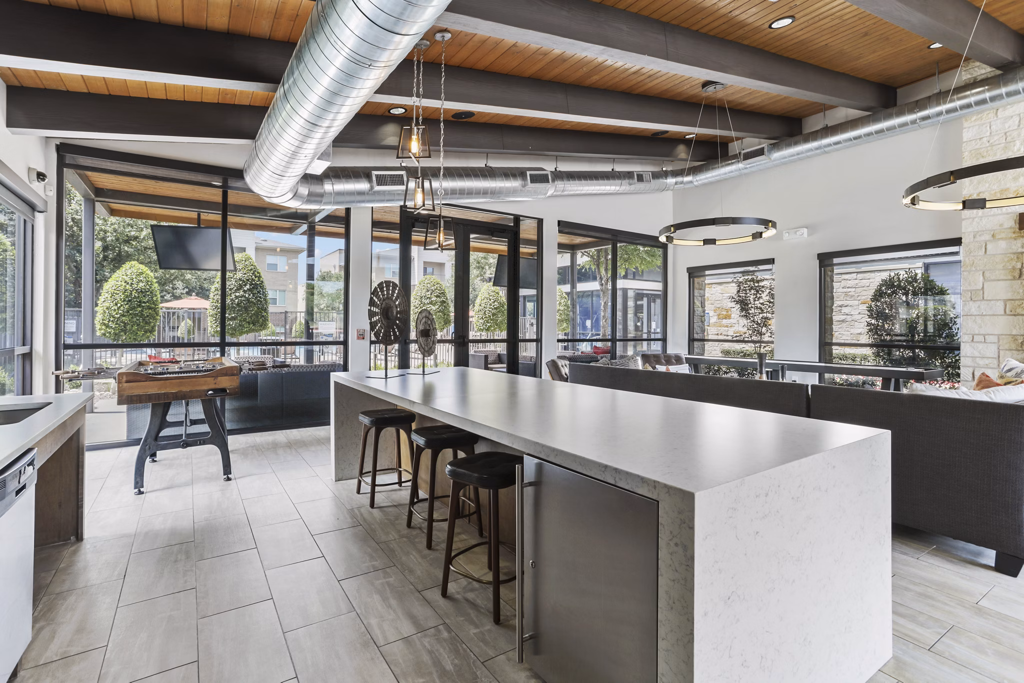 clubhouse at Lantower Legacy Lakes Apartments