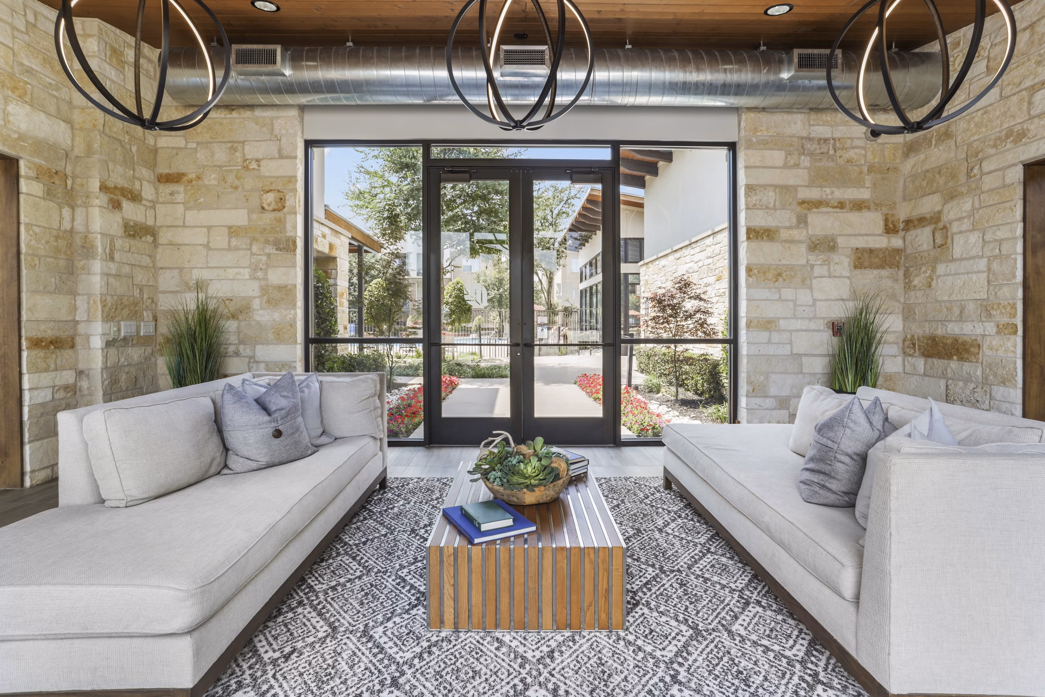 clubhouse at Lantower Legacy Lakes Apartments