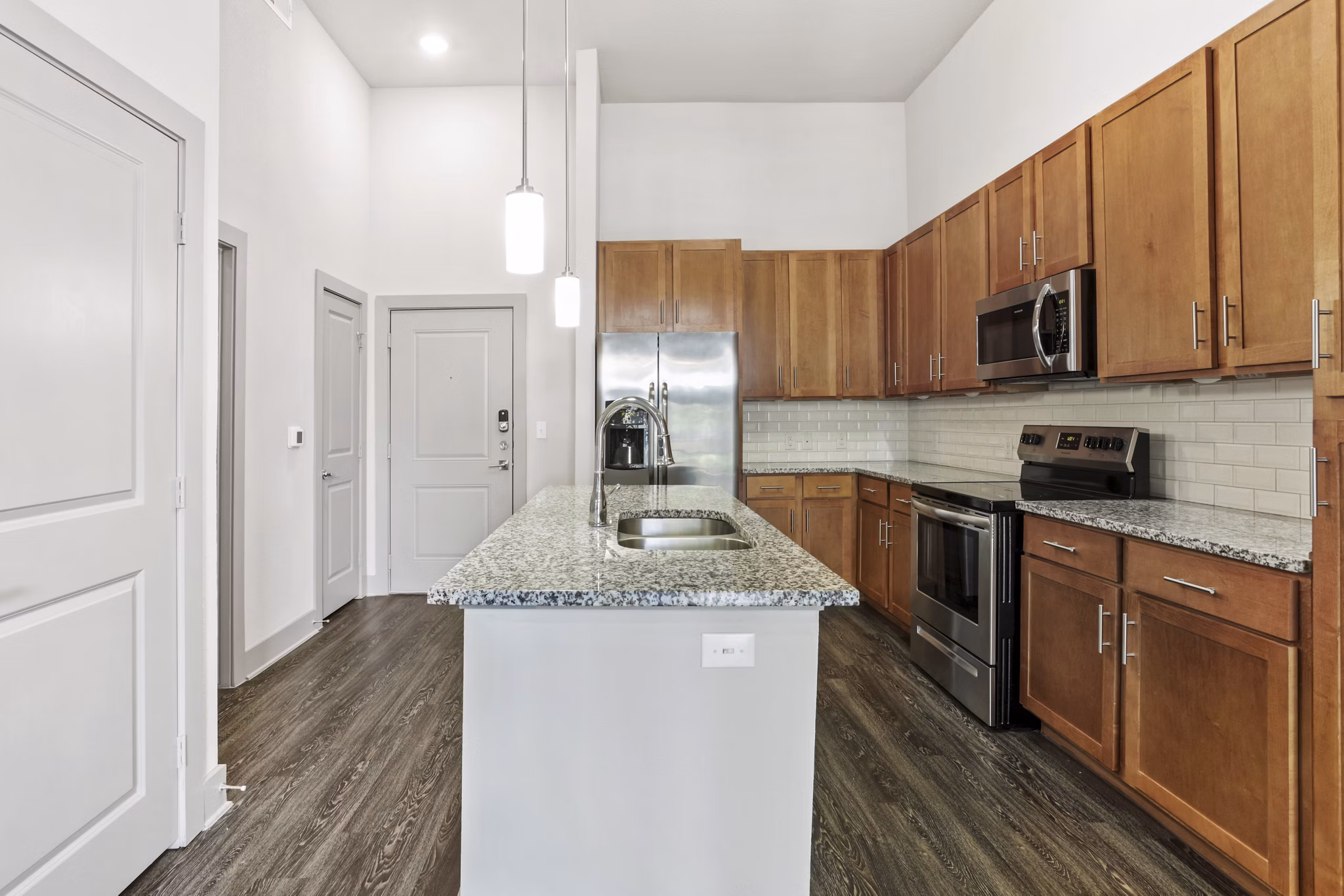 kitchen at Lantower Legacy Lakes Apartments