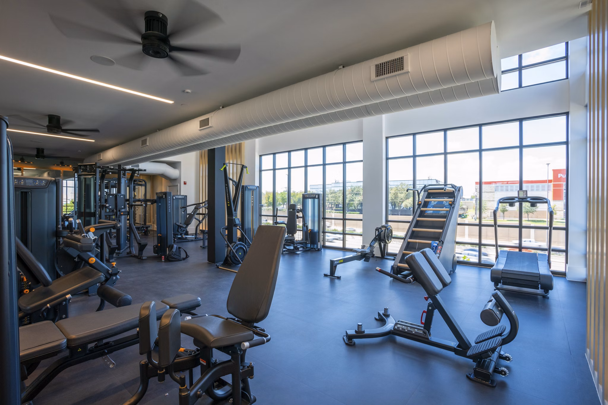 fitness center at Lantower Midtown Apartments