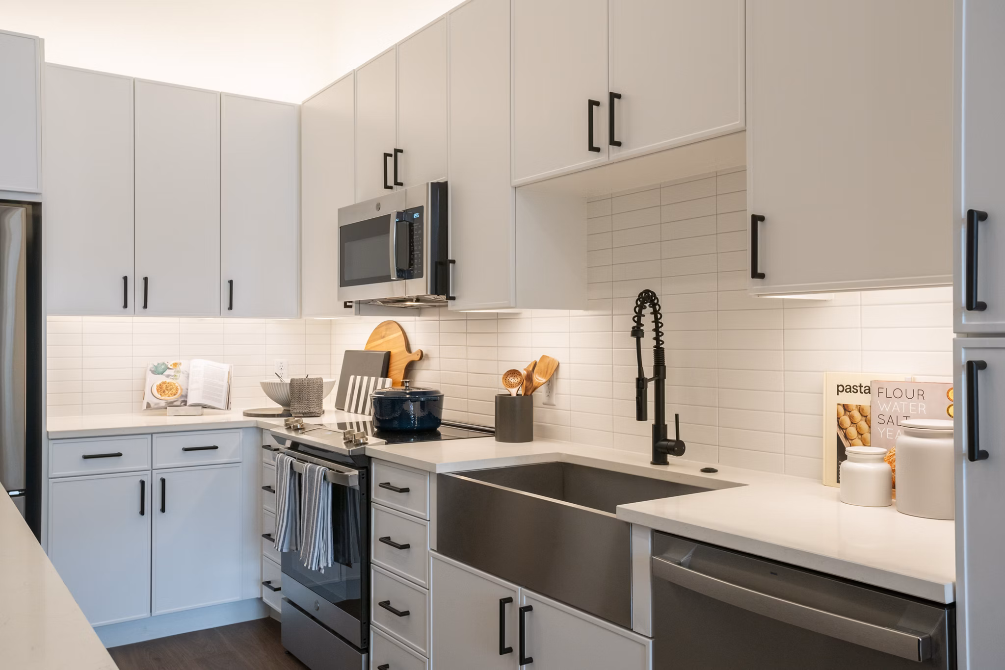 kitchen at Aventura Bellevue Apartments
